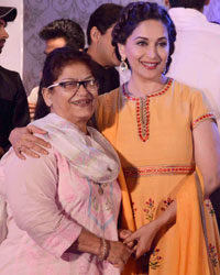 Saroj Khan and Madhuri Dixit