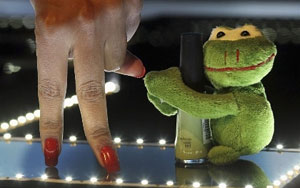 Now, manicure-friendly `Elektra Nails` stylus for smartphones