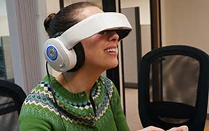 Now, headset to screens movies straight into your eyeballs