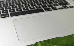 Apple planning to launch 12-inch MacBook Airs with trackpad