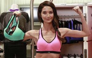 Advert featuring breasts causes 500 accidents in a DAY