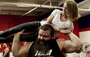 Meet the strongman who consumes 20,000 calories per day 