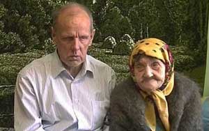 Meet the 60-yr-old 'toy boy' who married 100-yr-old lover