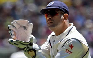 Mahendra Singh Dhoni retires from Test cricket