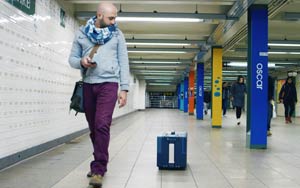 This Smart Travel Suitcase Follows You Around Like a Puppy