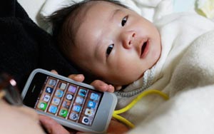 Man Sold His 18-Day-Old Baby Online To Buy iPhone