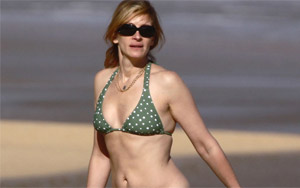 Julia Roberts was paid $3mn for Mother's Day and she worked for 4 days!