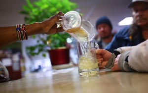 Ottawa Homeless Shelter Is Helping Alcoholics by Giving Them Free Booze