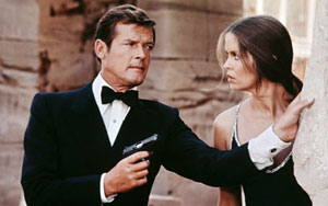 James Bond star Roger Moore passes away at 89