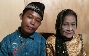 16 year old boy marries 71 year old woman in Indonesia