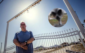 Man Desperately Trying To Sell His 'Alien-infested' Ranch