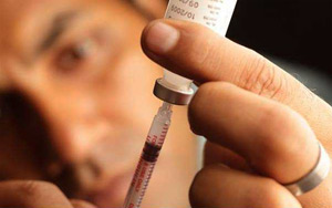 A Man's Unusual Cure To His Back Pain: Injecting Himself With His Semen