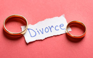 Woman Divorces Husband Three Minutes After Marrying Him