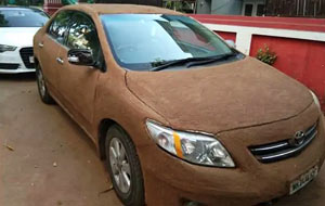 As temperatures rise, Ahmedabad Driver Coats Car With Cow Dung To Keep It Cool