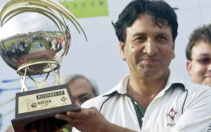 Former Pakistan Spin Great Abdul Qadir Dies Of Cardiac Arrest