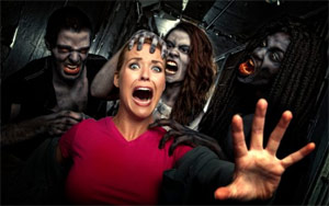 World's Scariest Haunted House Will Pay You $20,000 If You Can Make It Through a Tour