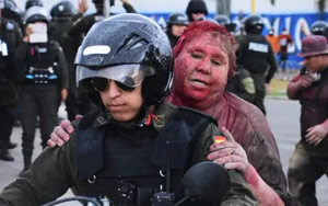 Protesters Drag Bolivian Mayor Through Streets, Forcibly Cut Her Hair - Report
