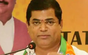 Goa Deputy Chief Minister said phone hacked and he was asleep when p0rn clip was sent!