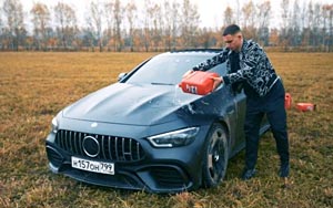 Unhappy With Service, Russian Man Burns His $170,000 Mercedes