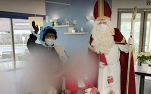 18 Die At Care Home After Visit From Covid-19 Infected Santa in Belgium