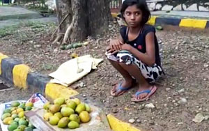 Girl Sells Dozen Mangoes For Rs 1.2 Lakh, Buys Phone For Online Classes