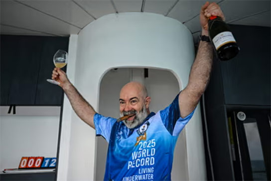 German Man Sets World Record For Living Underwater For 120 Days