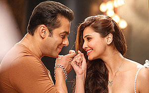 7 special things about JAI HO!