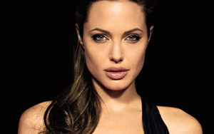 Angelina Jolie is Maleficent!!