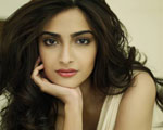 Fashionista Sonam & Her Controversies !