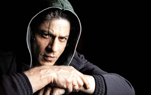 Reality check: Is SRKs popularity  deteriorating? 