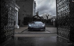 Lamborghini Aventador IPhone 6 in Black Shade