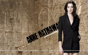 Anne Hathaway