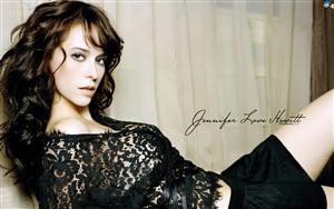 Jennifer Love Hewitt