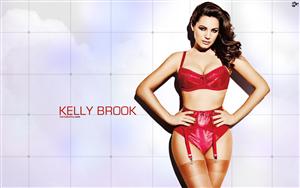 Kelly Brook