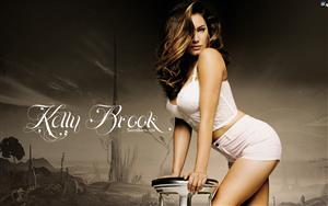 Kelly Brook