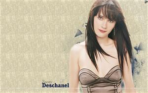 Zooey Daschanel