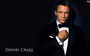 Daniel Craig