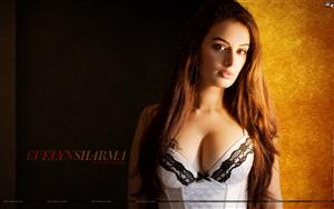 Evelyn Sharma