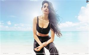 Stunning Sarah Jane Dias poses for a photshoot