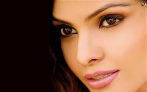 Sherlyn Chopra