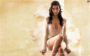 Sophie Choudry