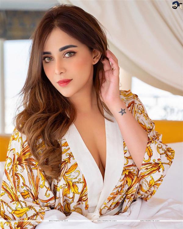 Angela Krislinzki