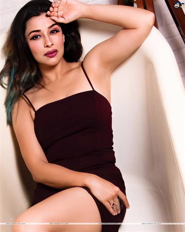 Nyra Banerjee