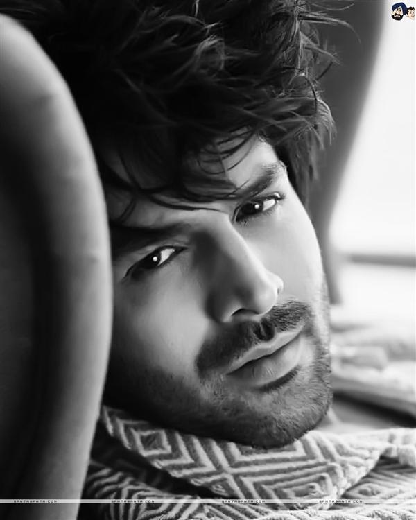 Kartik Aaryan