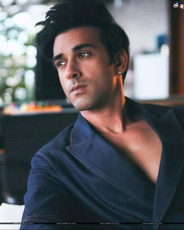 Pulkit Samrat