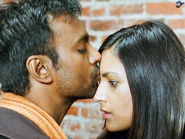 Kissing Prashant