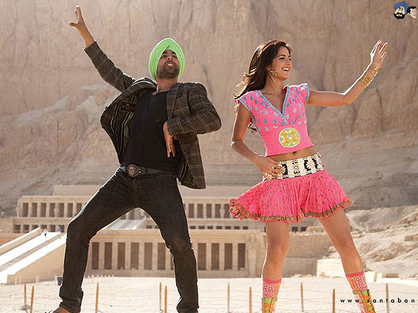 Jee Karda with Akshay
