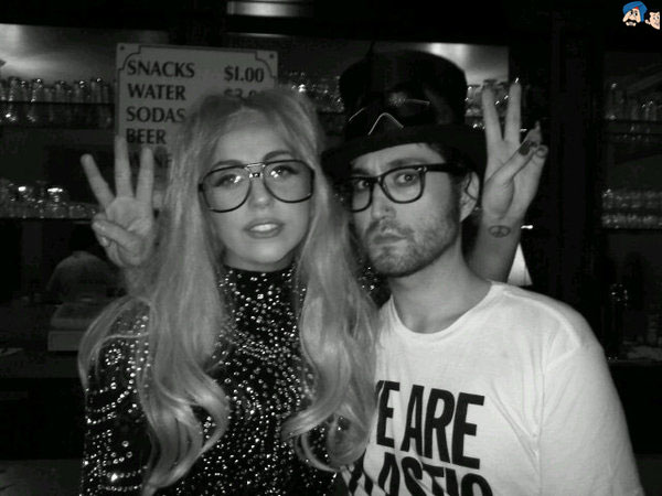 GaGa tweets