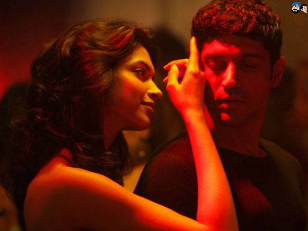 'Uff Teri Ada' from Karthik Calling Karthik