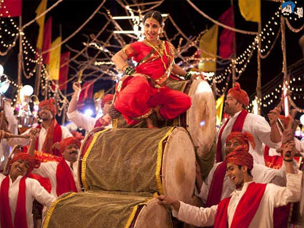 Vidya Balan - Ferrari Ki Sawaari